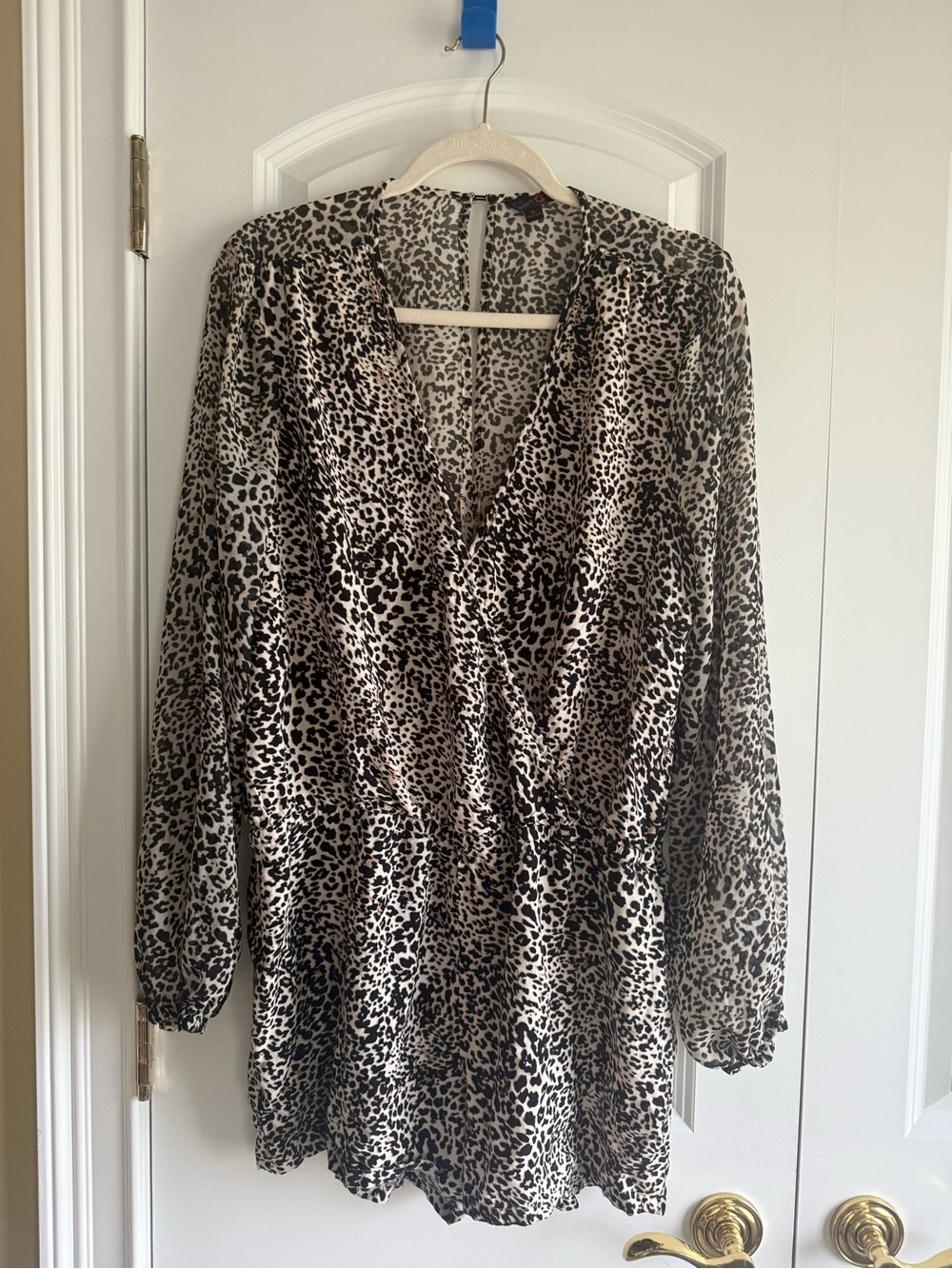 G by Guess Women’s Beige and Black Leopard Print Surplice Romper, XL, EUC!